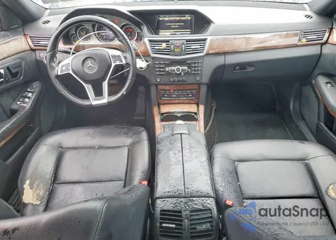 2013 Mercedes-Benz E 350 4Matic z USA, uszkodzony, nr VIN WDDHF8JB9DA689915